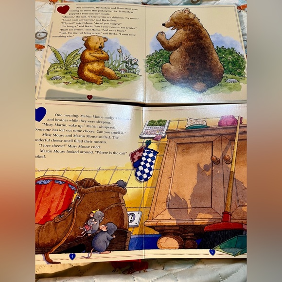 2 Baby Board Books Mother Loves Her Little One Father 2006 Gingham Dog 9x7.5 - Picture 8 of 16